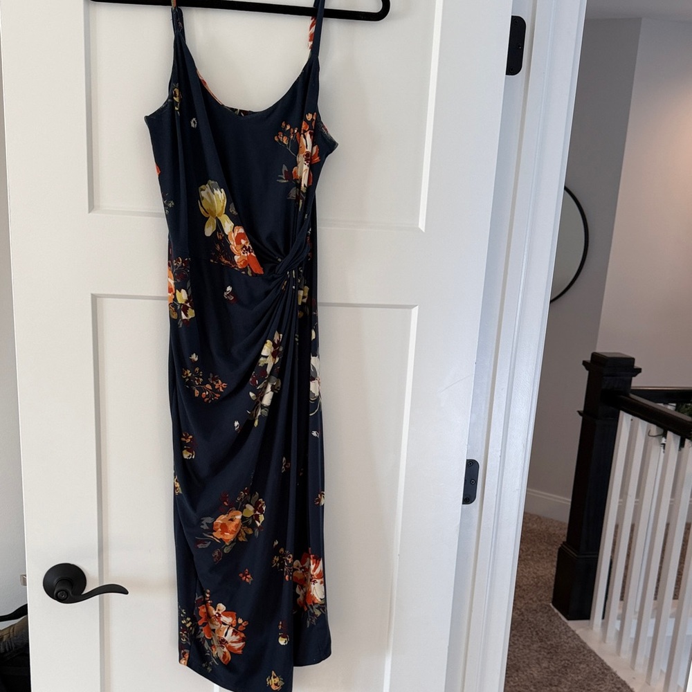 Nine Britton Navy Floral Midi Dress